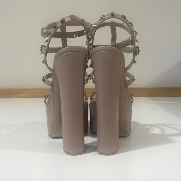 Valentino Garavani Rockstud Platform Heels Nude Size 39.5 - Picture 9 of 12
